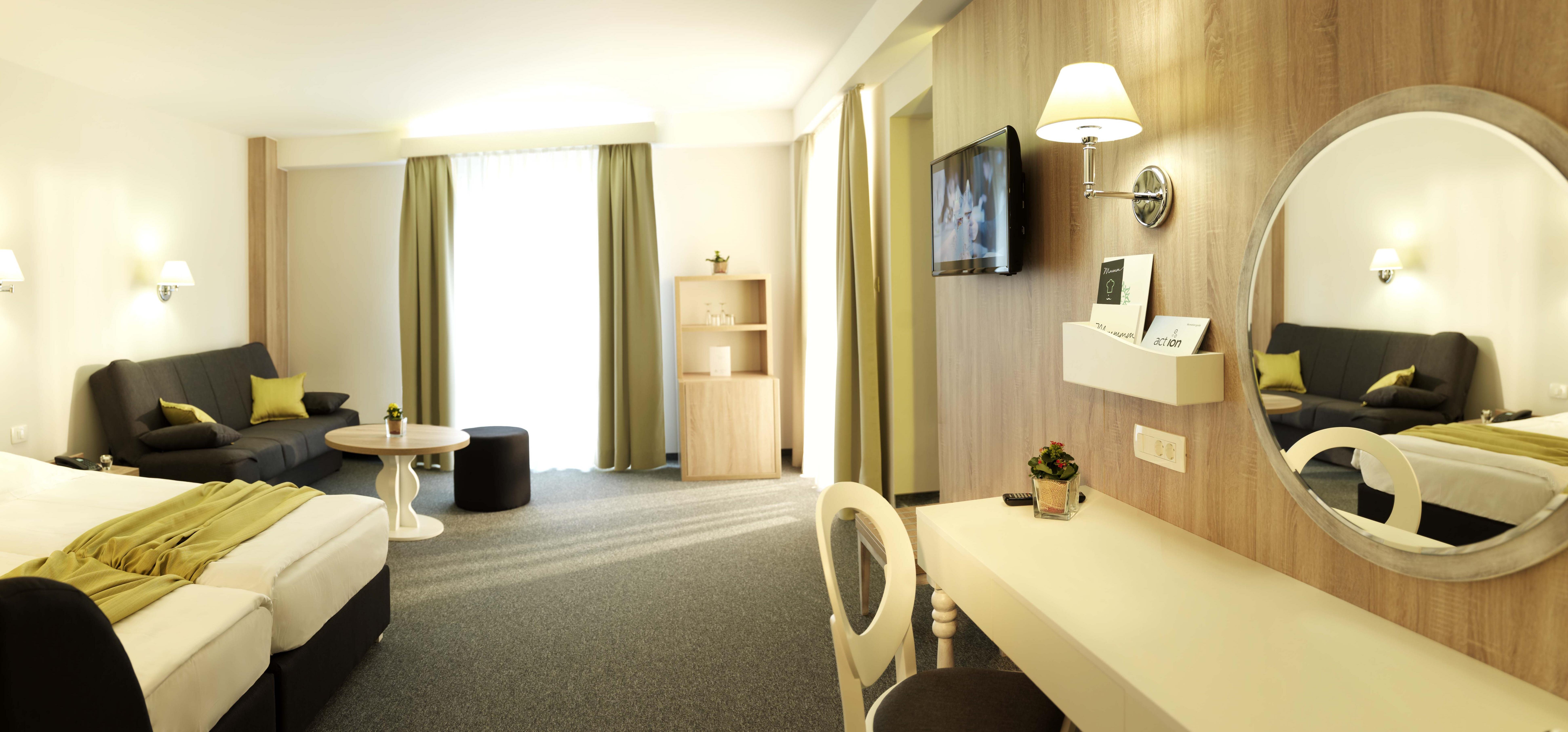 Socializing Mirna - Terme&wellness Lifeclass Portorož